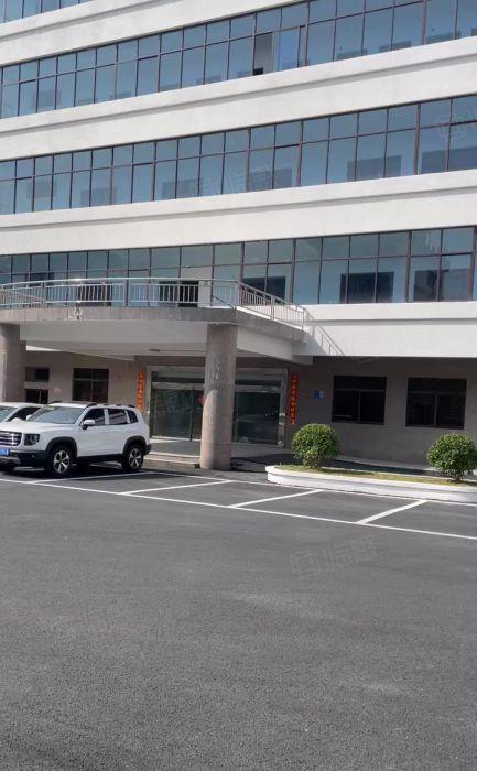 ！厚街高新产业园内独栋11000平厂房出租