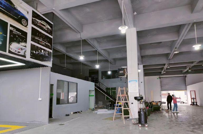 厚街推出全新装修单一层加办公室，层高8米，交通好！空地大！