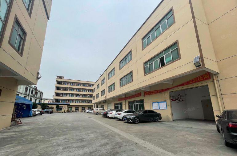 厚街镇涌口带现成装修厂房出租3200平米