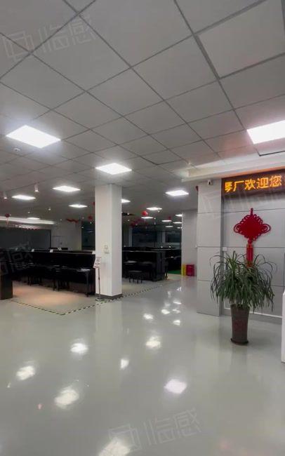 厚街汀山一手房东厂房2楼1650平方，现成装修，工业用地