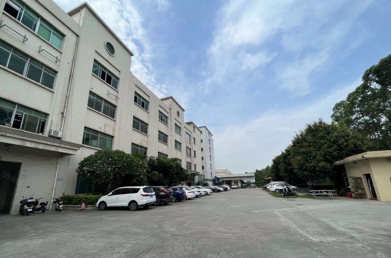 厚街楼上1700平方精装修厂房出租，环境好，价格便宜