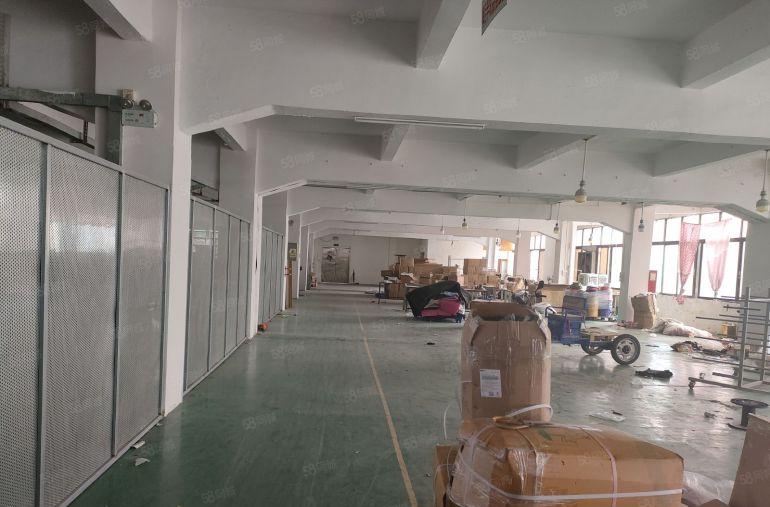 厚街白濠村分租二楼2800平方空地超大大货车可掉头9元一平方