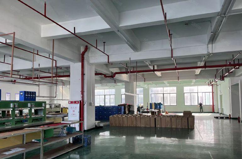 厚街厂房楼上1000平精装修水电齐全厂房出租仓库出租空地出租