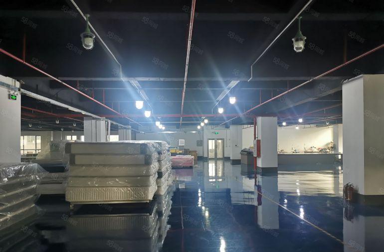 东莞厚街镇新厂房，现成精装修，带5吨货梯，租金便宜，性价比高