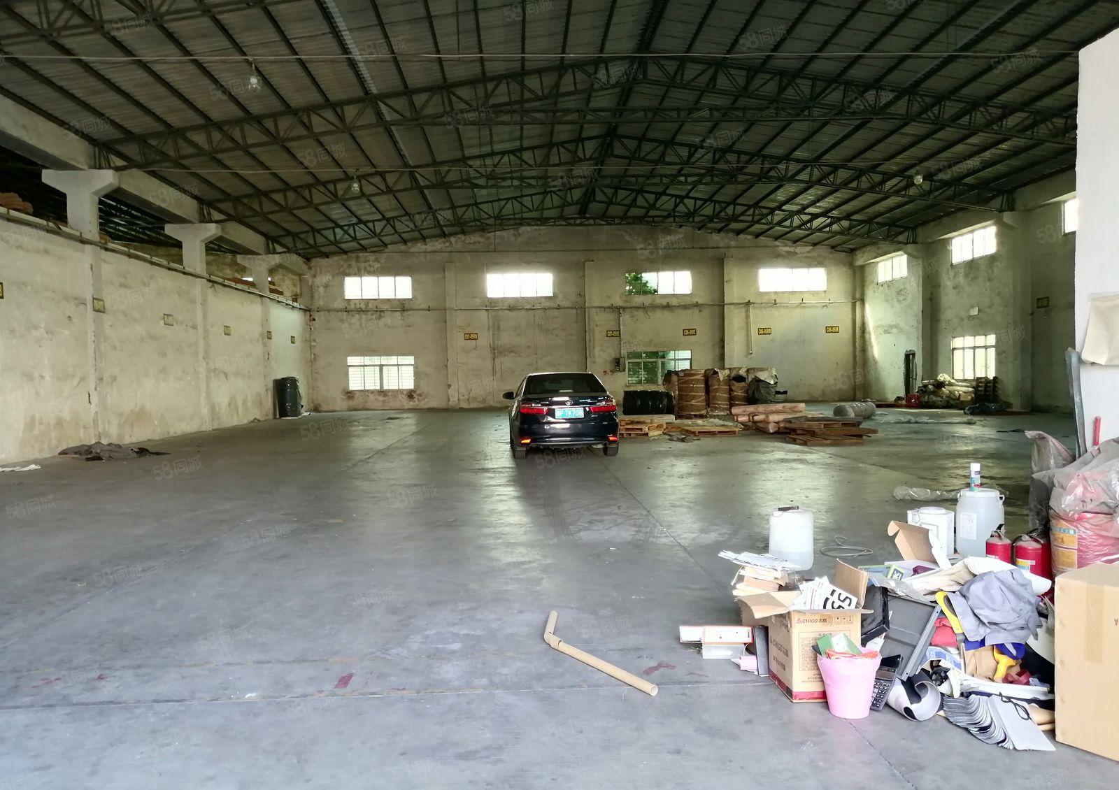 原房东单一层钢结构1300平方，水电齐全到车间，工业用地。