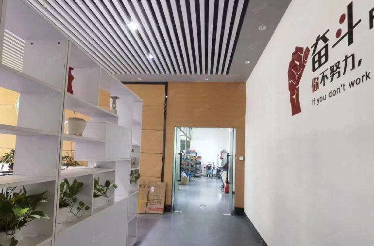 厚街沙塘空出二楼2400平现成精装修水电齐全厂房出租仓库出租