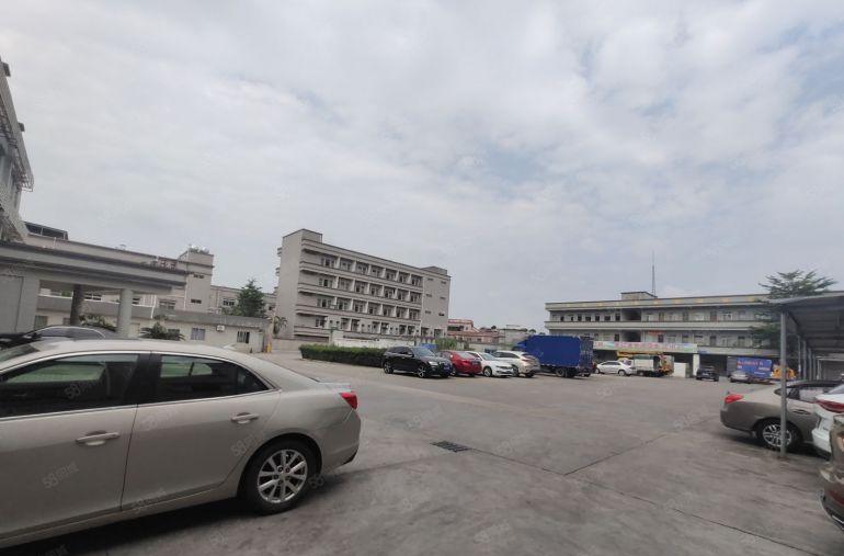 厚街三屯挨赤岭一楼1200平厂房出租 空地大 停车方便