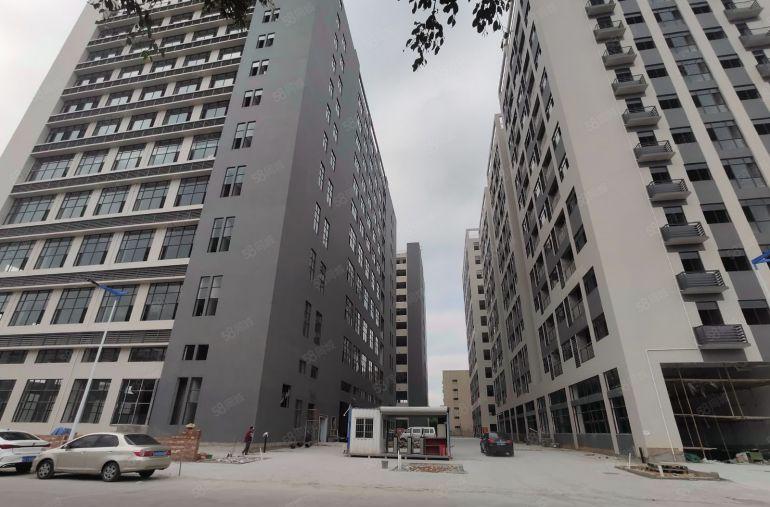 原房东厚街 全新园区厂房 带牛腿 楼上5米 适合各行业