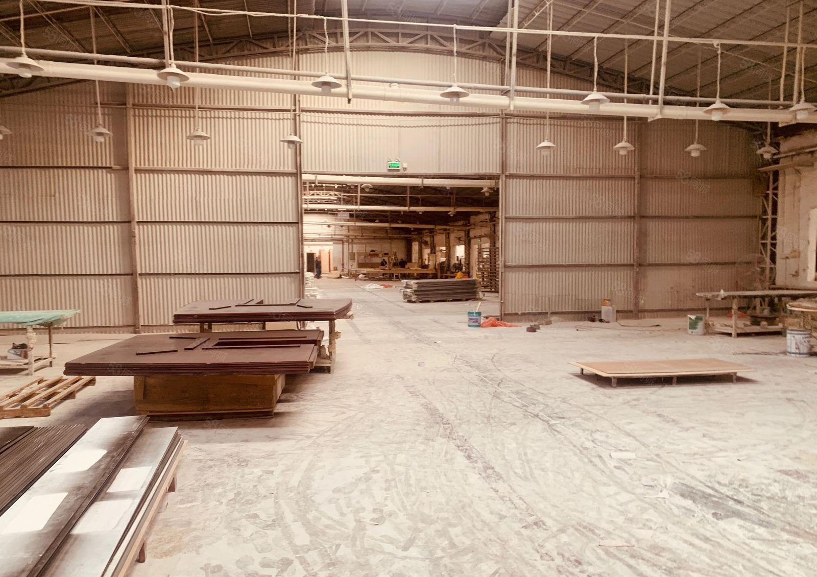 厚街7280方单一层钢结构厂房滴水8米