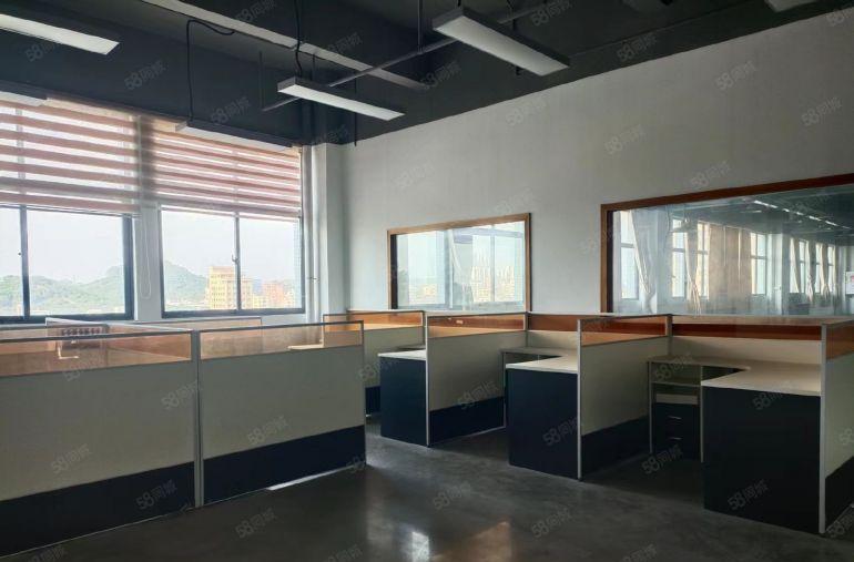 厚街楼上整层2350平方可分租厂房出租豪华现成装修无转让费