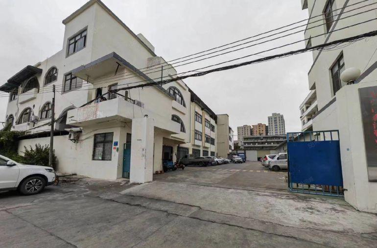 厚街成熟工业区新空出独院一楼标准厂房2500平方低价招租