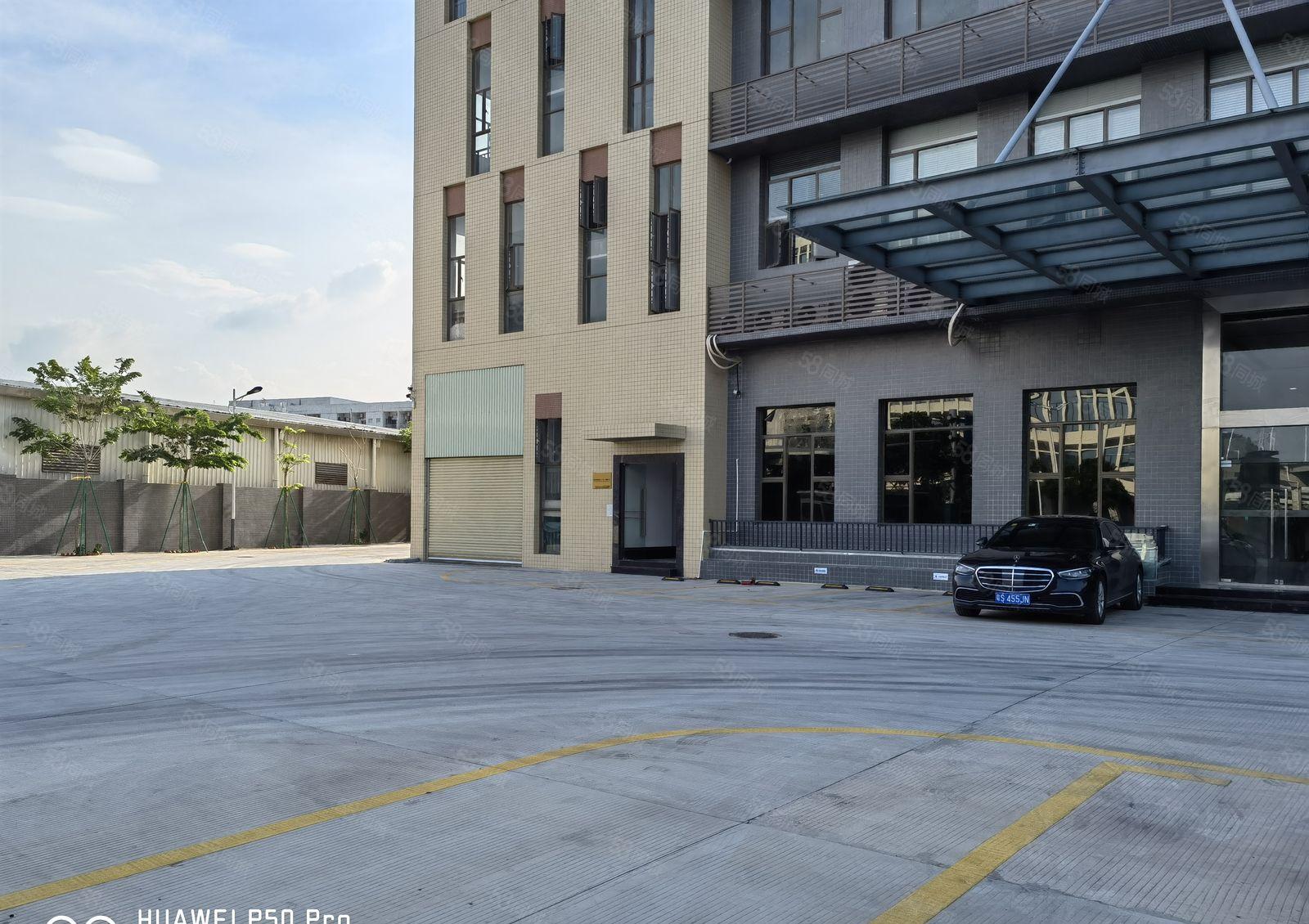 厚街临环莞快速 新形象高大尚 厂房3楼整层3500平可分一半