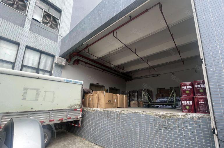 厚街精装修2350平方标准厂房出租，可分租，价格便宜