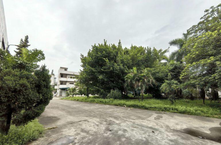 厚街厂房仓库出租     3500平米花园式独门独院