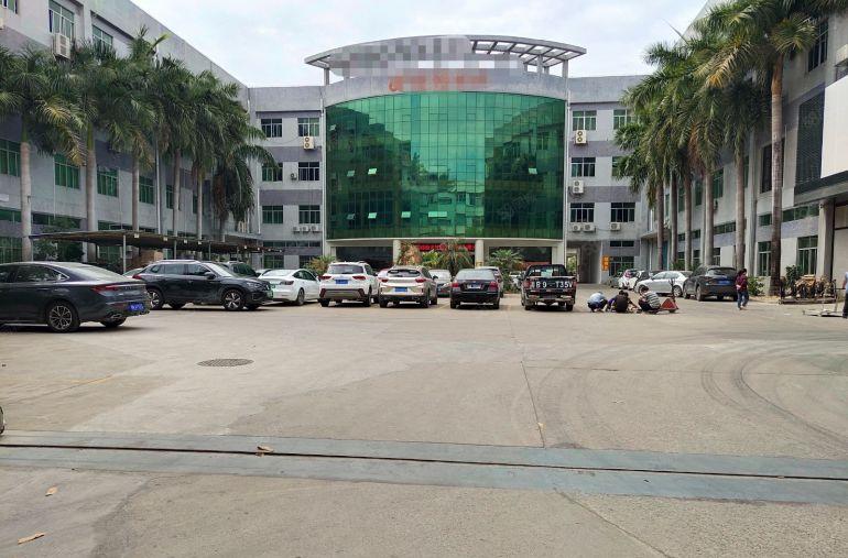 厚街横岗水库原房东红本厂房标准一楼1000平出租带装修高6米