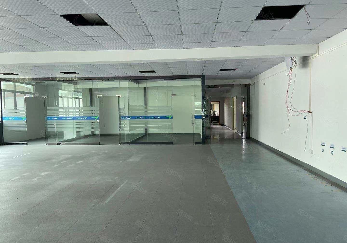 厚街桥头新出原房东精装修1350平方厂房水电齐全