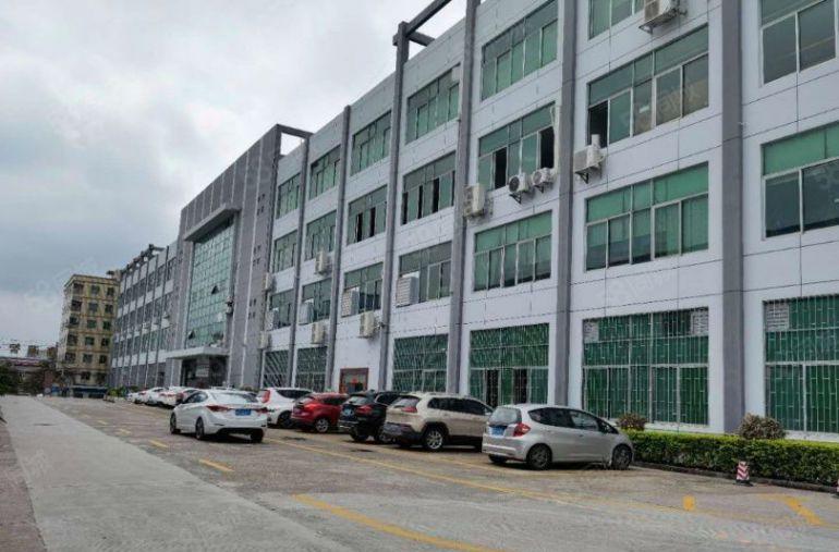 厚街厂房出租全新地坪漆1750平米适合电子，五金，包装