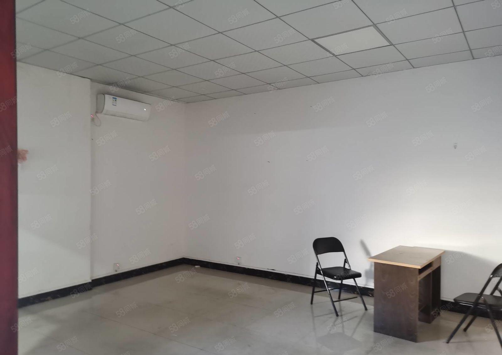 厚街工业园区一楼650平，有消防喷淋，环评秒过，实际面积出租