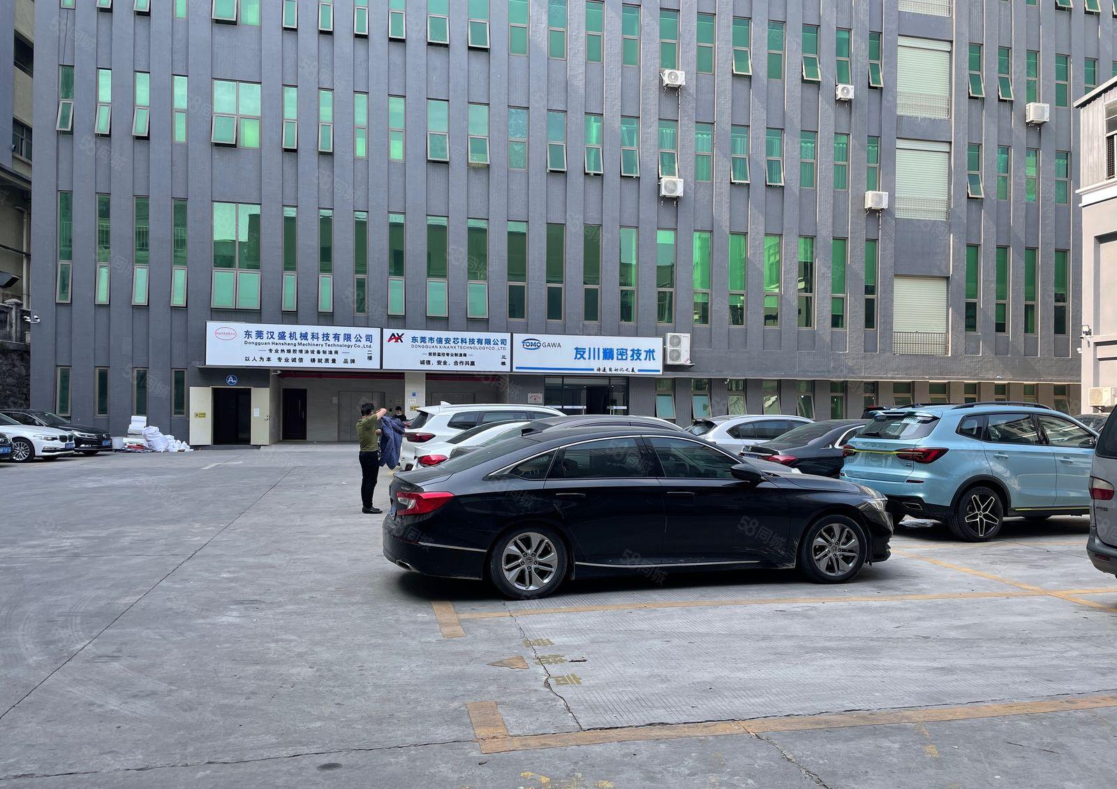 厚街（现成装修）全新独院楼上整层2500方厂房出租适合电子