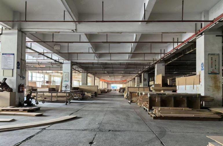 厚街家具大道旁带喷油家具厂房原房东独门独院水电办公室齐全.