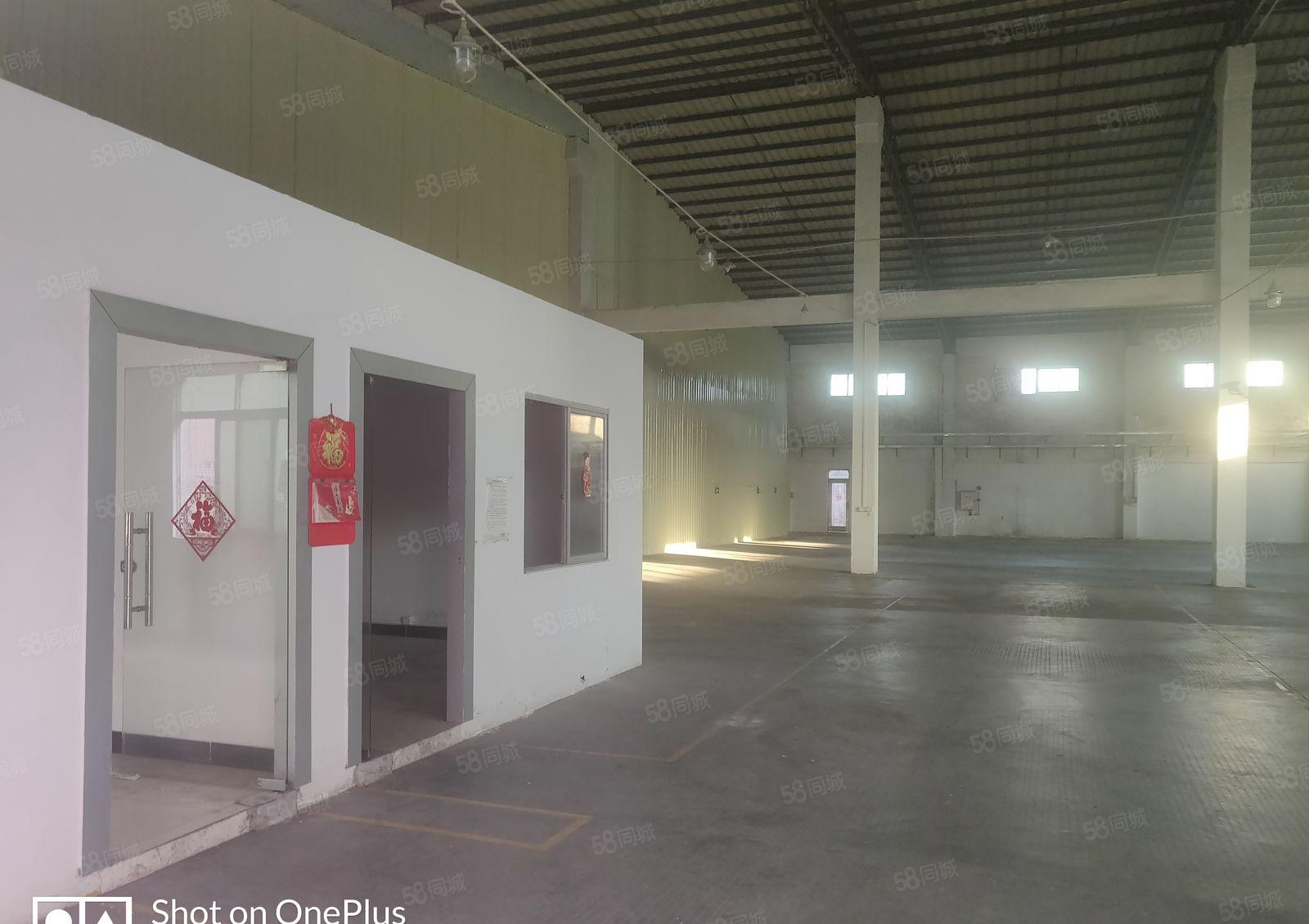 厚街新出单一层厂房，适合各行各业，无柱子，能进大车，空地大