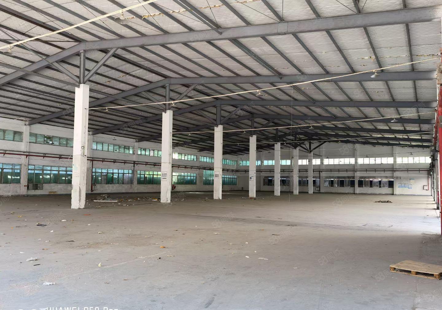 厚街镇厚街村，独门独院厂房低价招租，滴水8米，国道旁交通便利