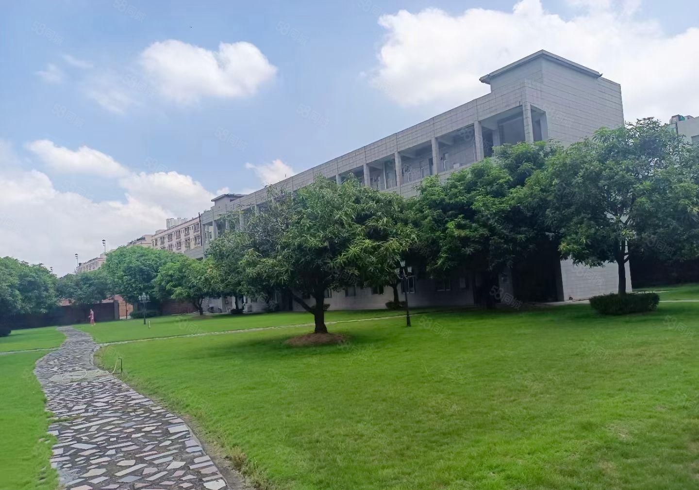 花园式上市公司形象厂房出租，超大空地个人厂房，环评环保可办