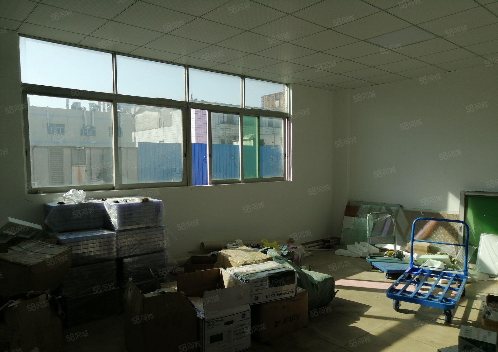 厚街原房东独门独门3层5500平水电齐全厂房出租！