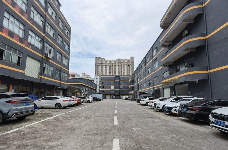 厚街寮厦园区厂房3楼1000平方现成水电办公室适合各行各业