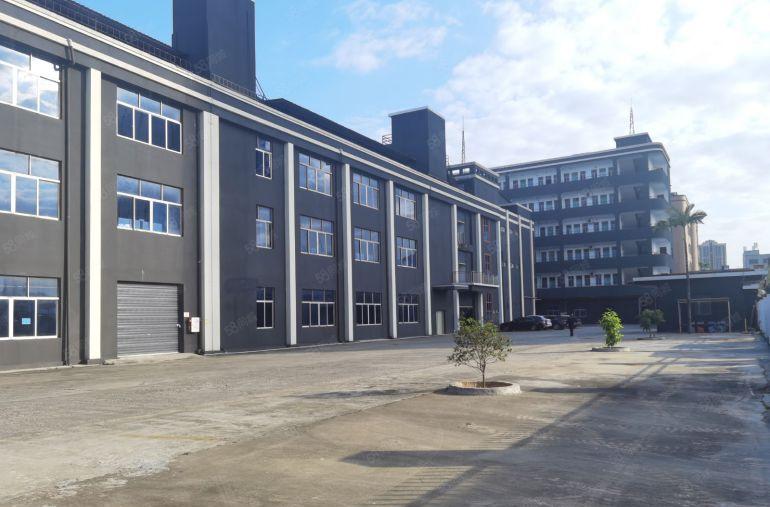 地铁口独门独院厂房20000平低价出租形象好空地大交通方便