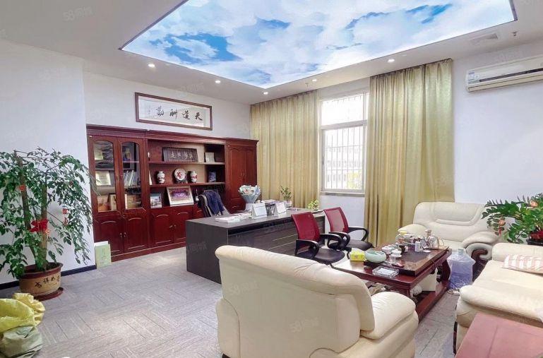 10元出租厚街原房东精装修带行车独院厂房一到三楼各790平米