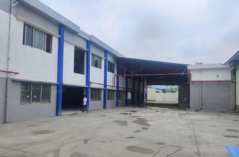 厚街推出独院钢构900平和小面积标准厂房，大小车可随意进出！