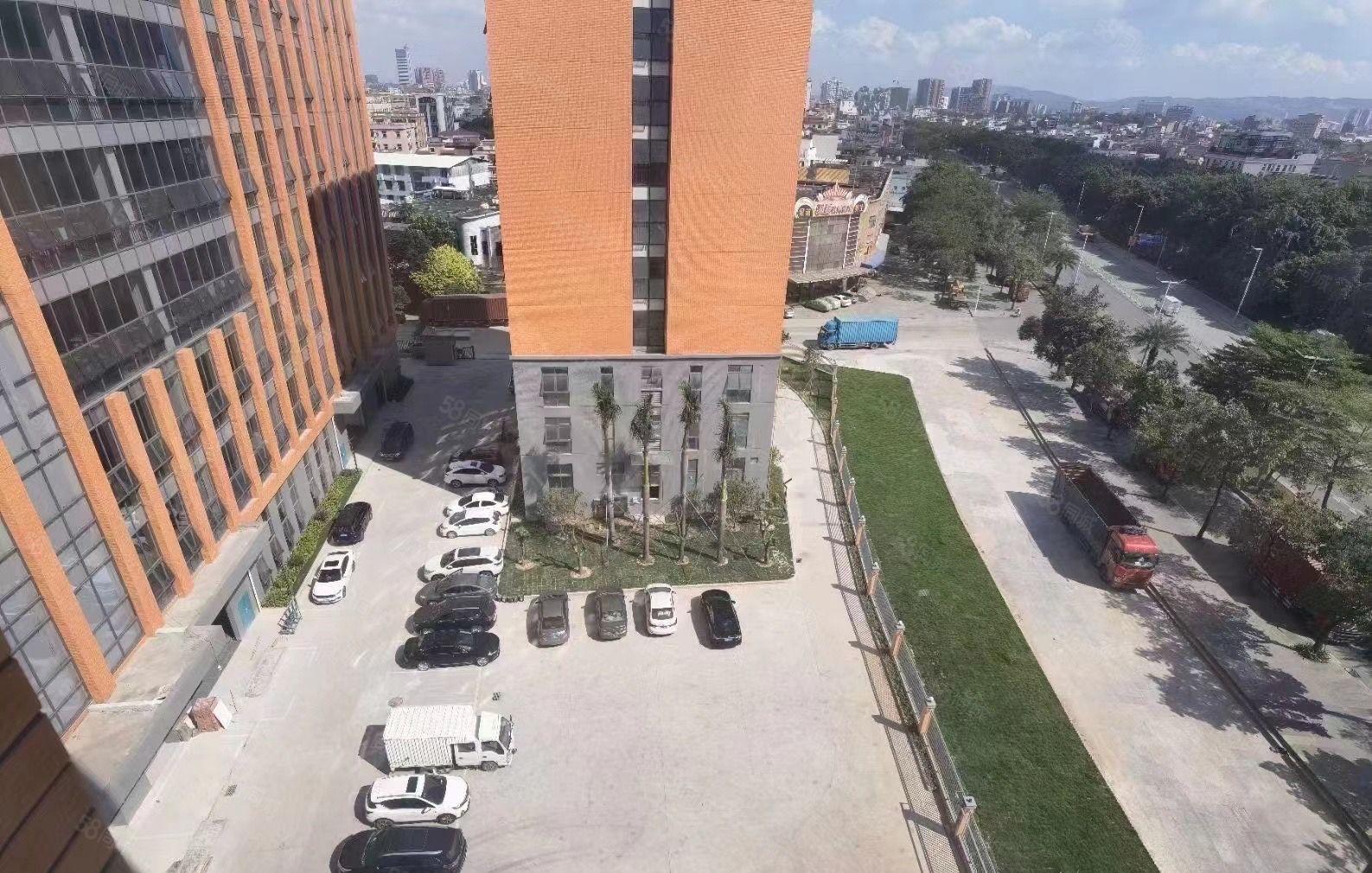 （全新红本厂房）67楼单层面积1730平方出租