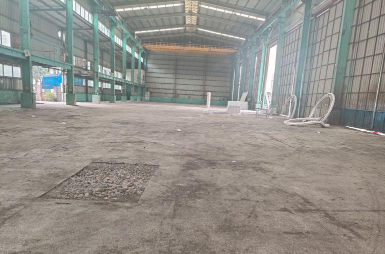 厚街镇重工业厂房2400平方高度13米带有5吨行车免费使用