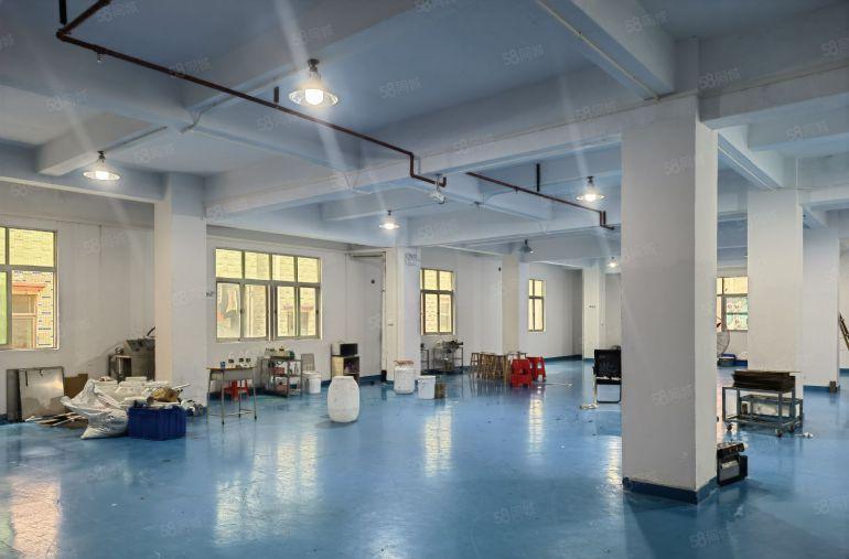 厚街新塘小学附近3楼整层520平精装地坪水电齐全厂房低价出租