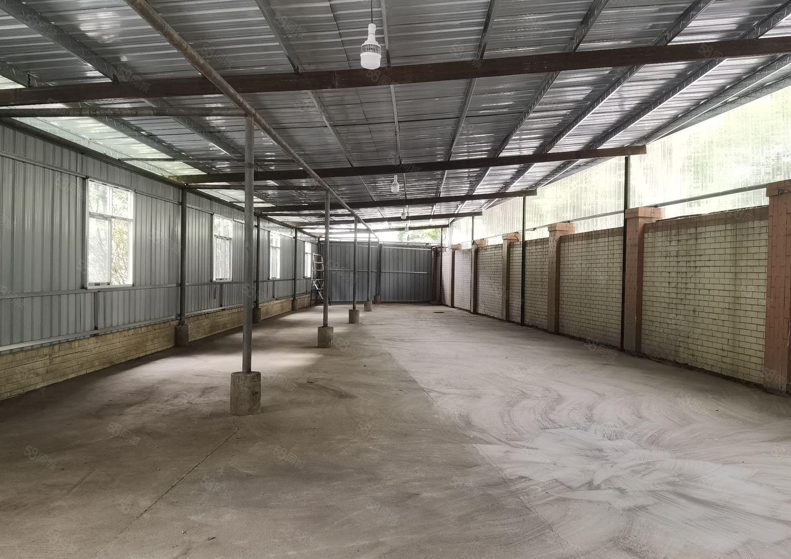 塘厦万科生活广场附近钢构厂房一楼招租 详细电聊