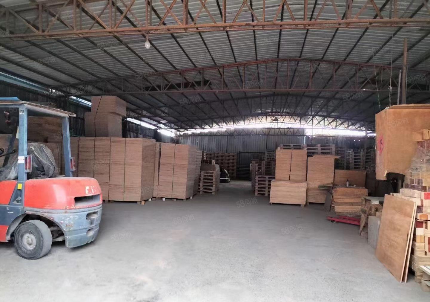 自营的干起！塘厦清湖头小独院钢构厂房！配套齐全大路边上