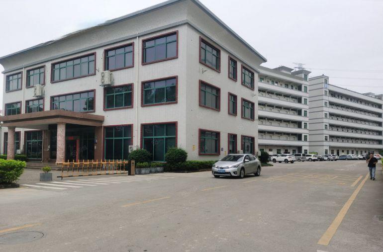 塘厦沙湖靠近深圳观澜楼上精装修厂房仓库1800平，拎包生产