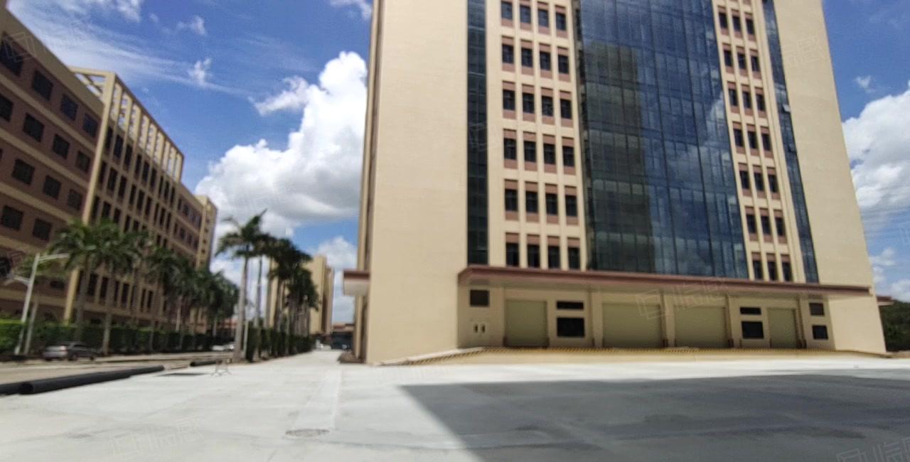 东莞市塘厦镇林村新出独院21900平，基础设施齐全，低价甩租