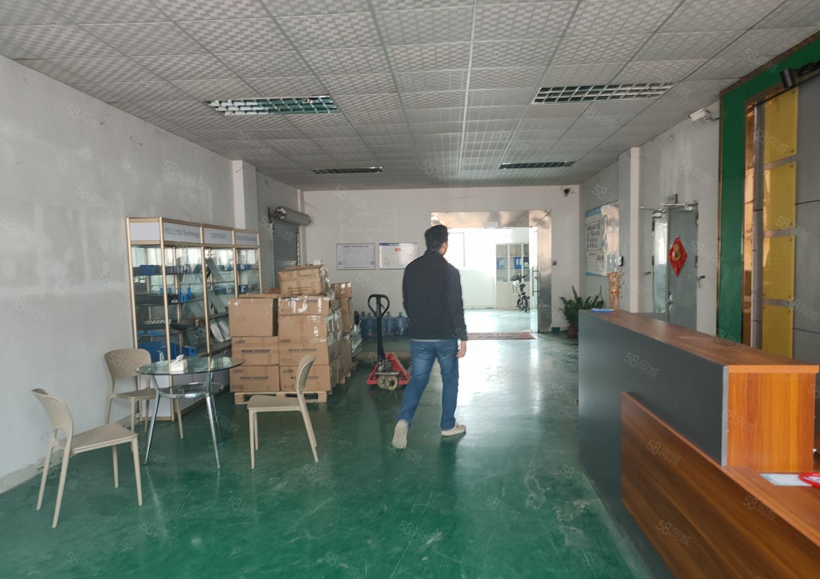 塘厦镇中心地段楼上厂房出租，好招工。