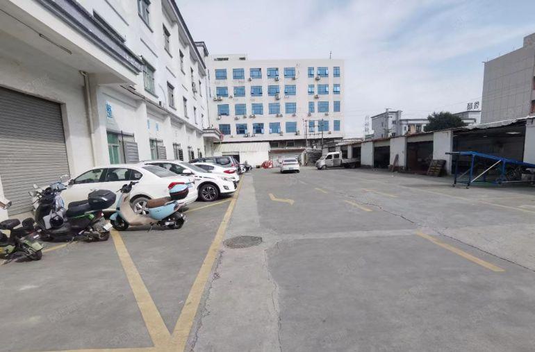 一楼290平，振兴围原房东工业园带装修厂房出租 水电齐全