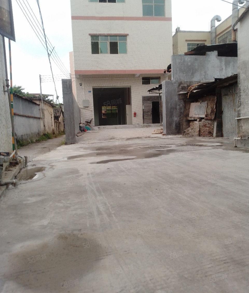 打包价5000元！塘厦清湖头标准3楼厂房298平米出租