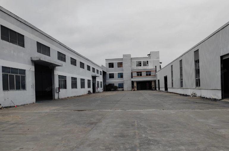 塘厦高速口附近独门独院9000平钢构厂房出租带装修办公室水电