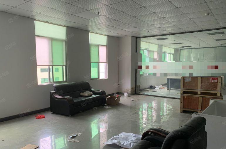 塘厦原房东标准楼上1500平厂房，精装修带喷淋无转让费出租