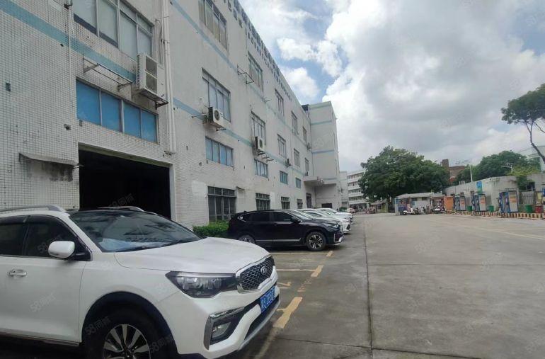 塘厦科苑城新出1100平方标准厂房，形象好，带消防喷淋