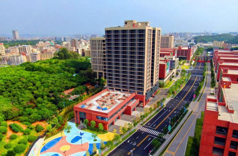 塘厦原房东高端学院派园区35万平大小分租，价格优惠可包装修！