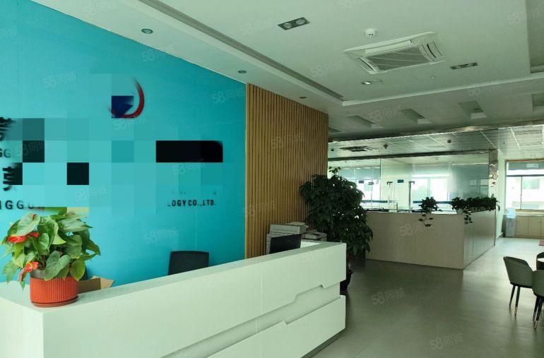 塘厦大坪高速工业园二楼带无尘车间厂房无转让费出租，现成精装修