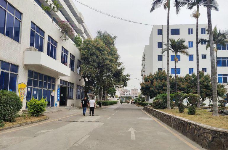 塘厦沙湖工新出标准一楼1600平厂房出租带牛角有行车水电齐全