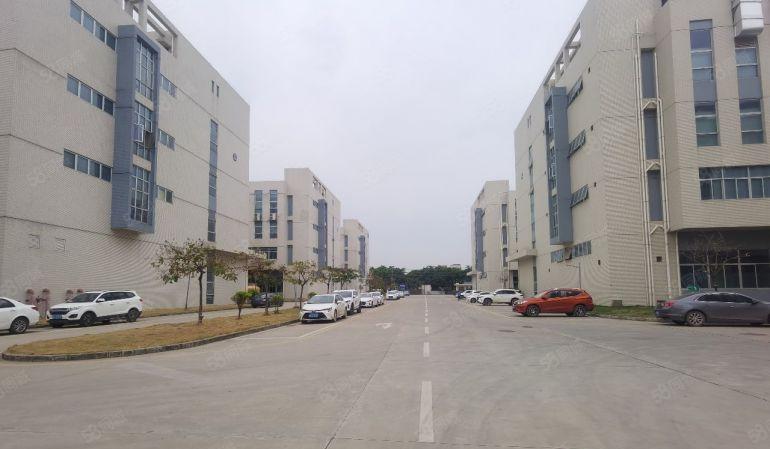 上市公司厂房！塘厦田心厂房仓库楼上880平出租，大小分租。