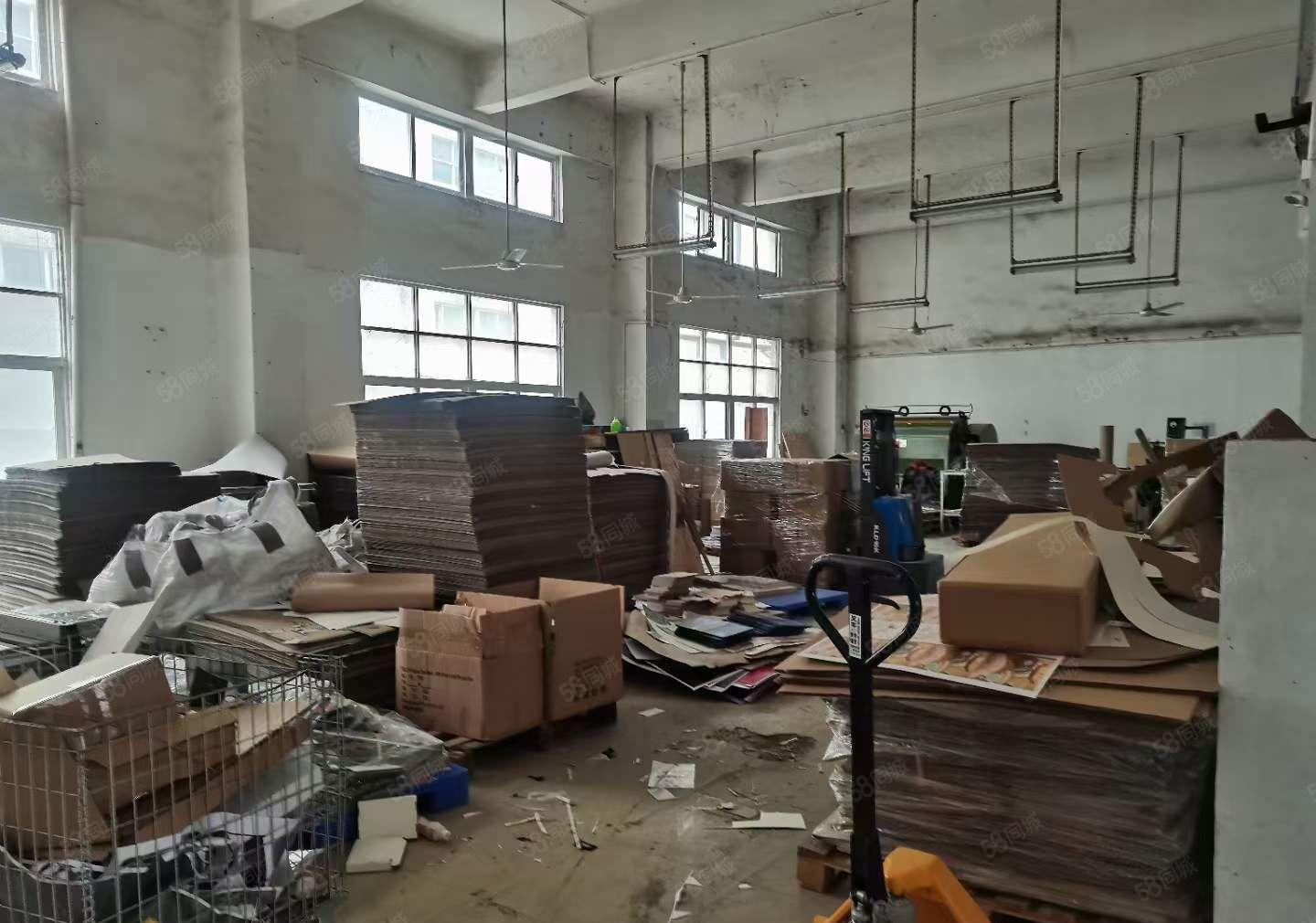 塘厦莆心湖标准二楼1000平园区厂房出租，带装修前台办公室